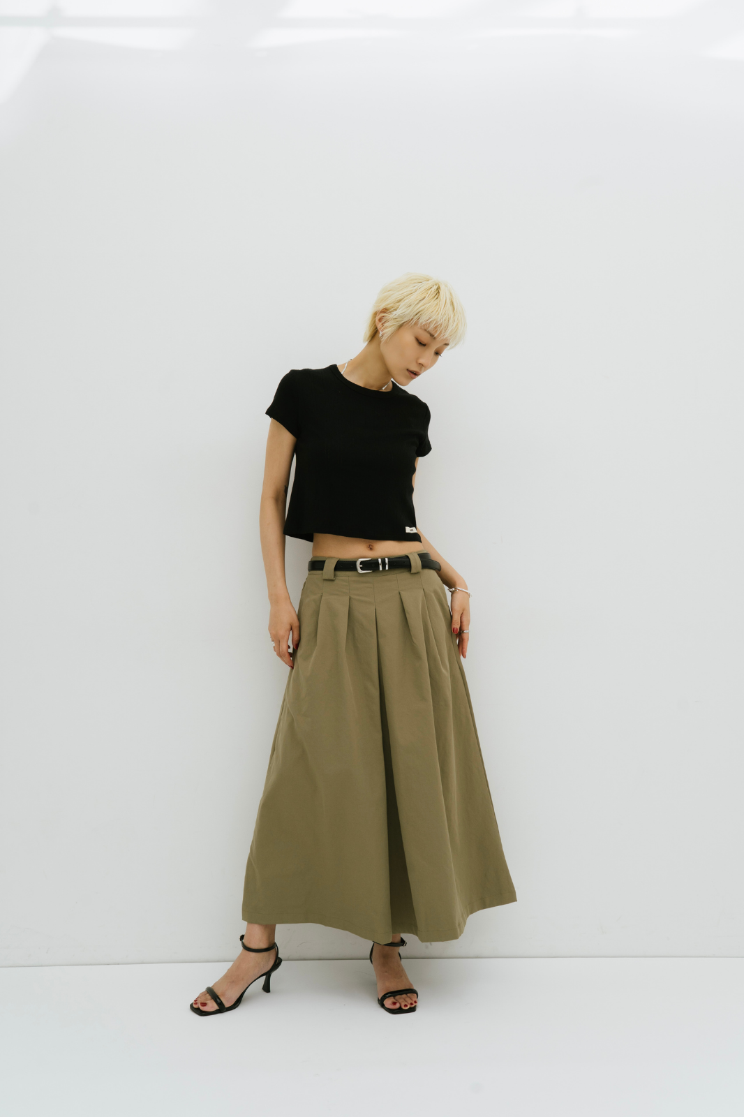 Tuck flare midi skirt