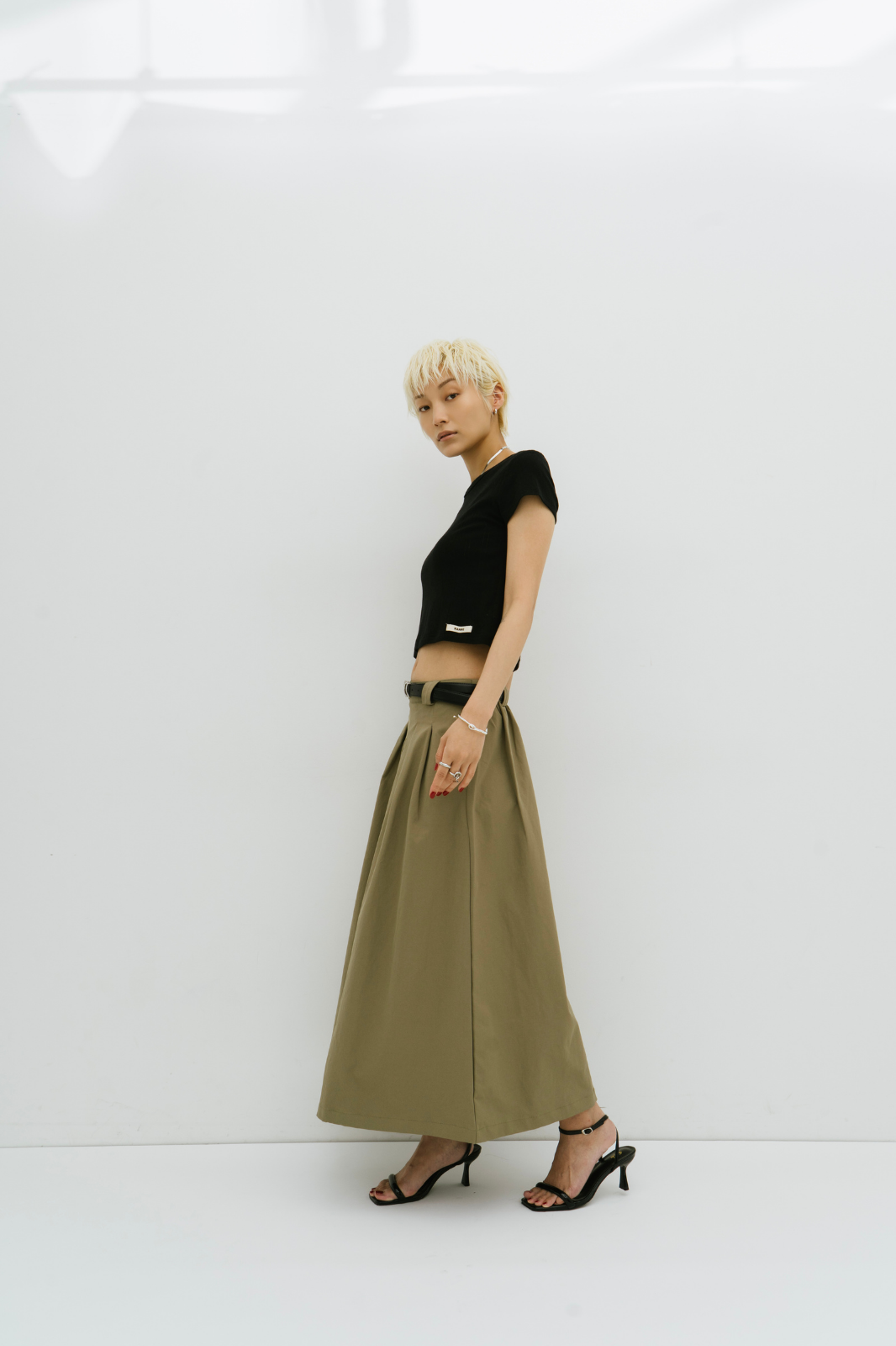 Tuck flare midi skirt