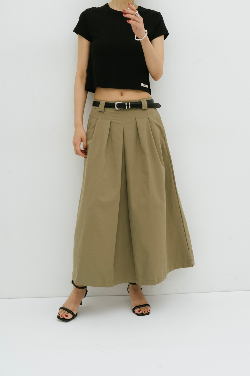 Tuck flare midi skirt