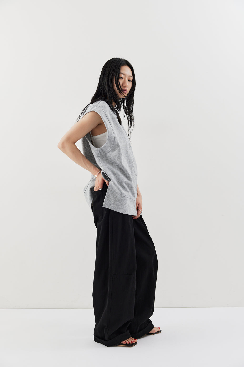 LIMITED SET 【TYPE B】MONOTONE