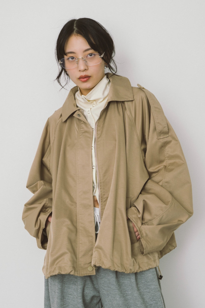 Zip-up short trench coat