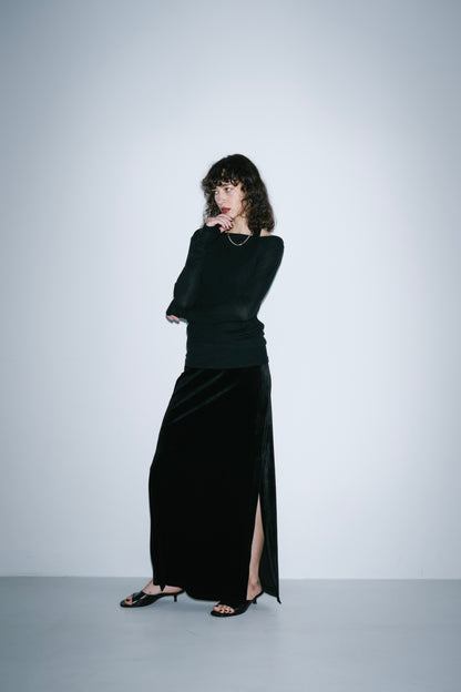 Side vent velour long skirt