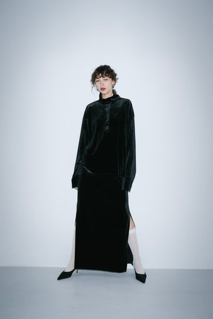 Side vent velour long skirt