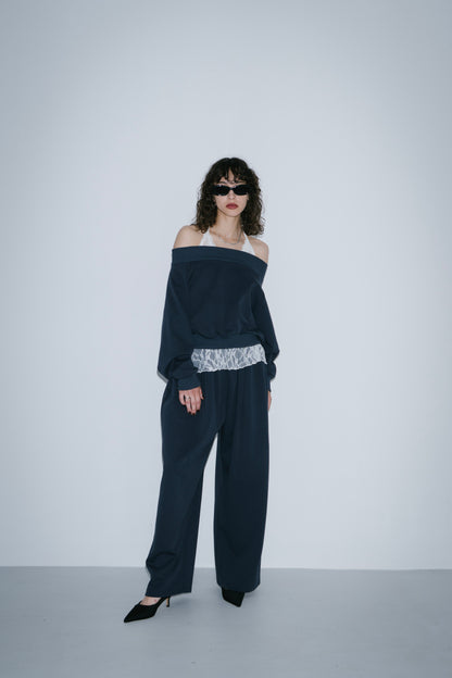 Sweatshirt-touch off-shoulder tops
