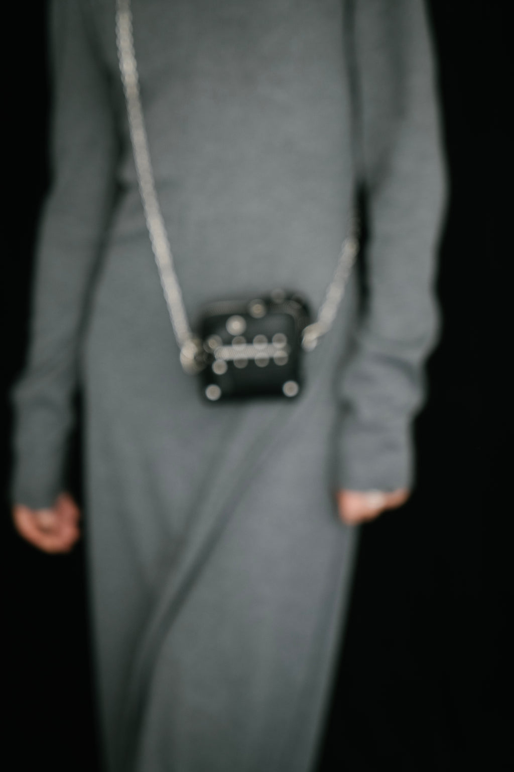 Stud chain pouch