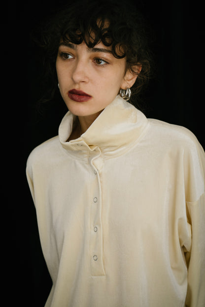 Stand collar velour tops