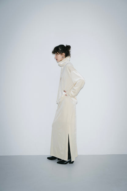 Stand collar velour tops