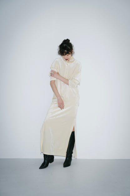 Side vent velour long skirt