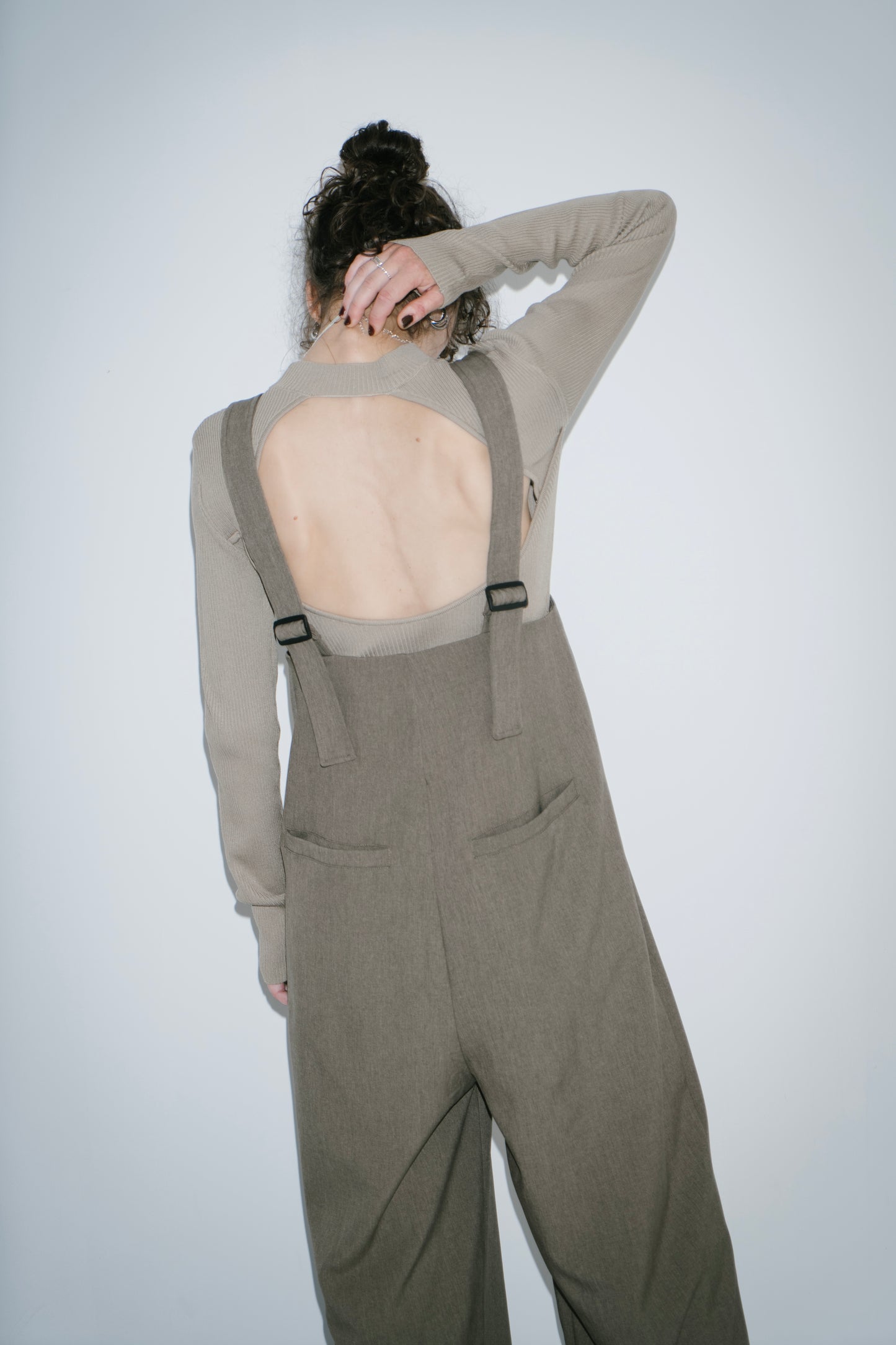 Back open rib knit