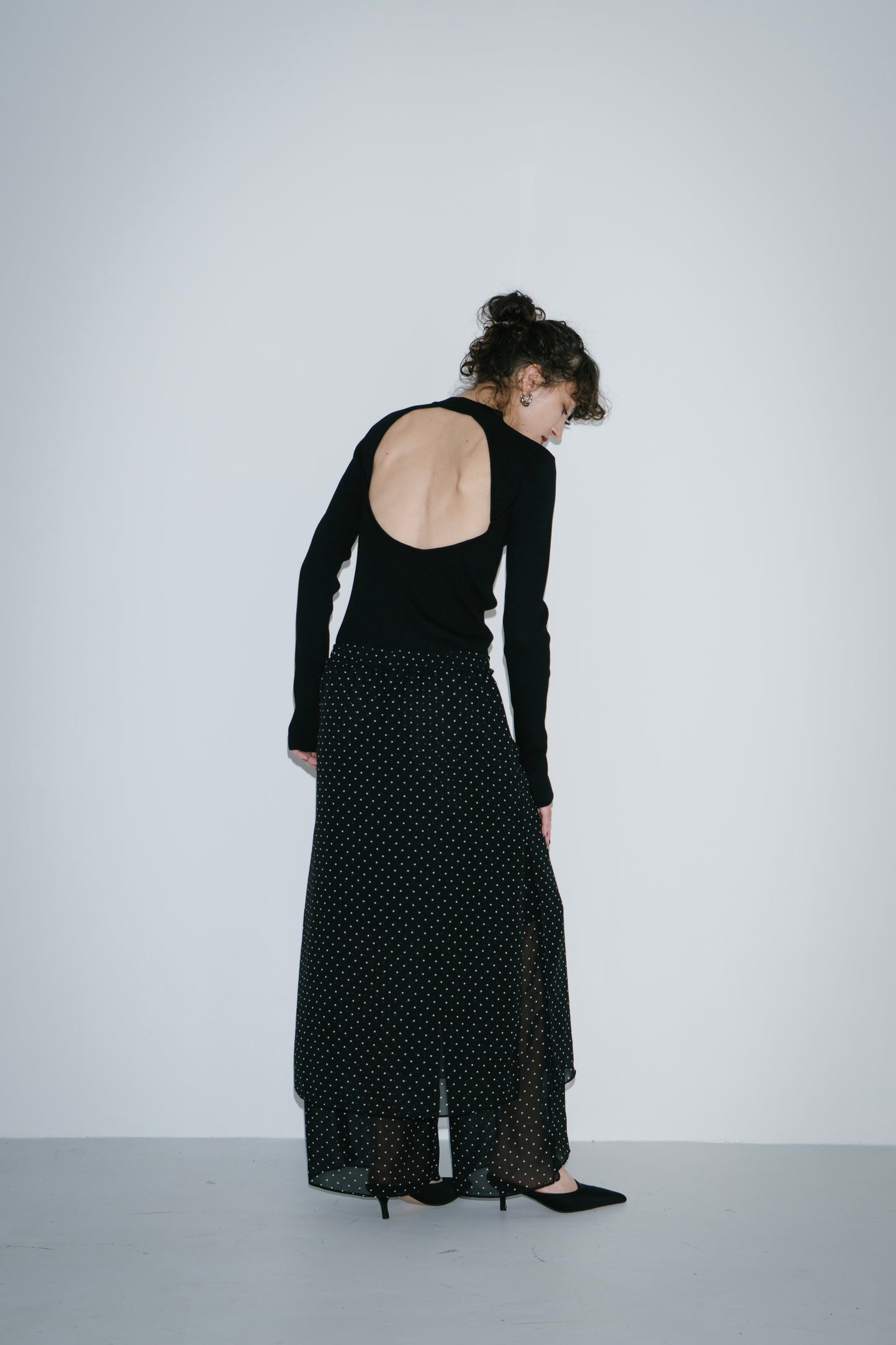 Back open rib knit