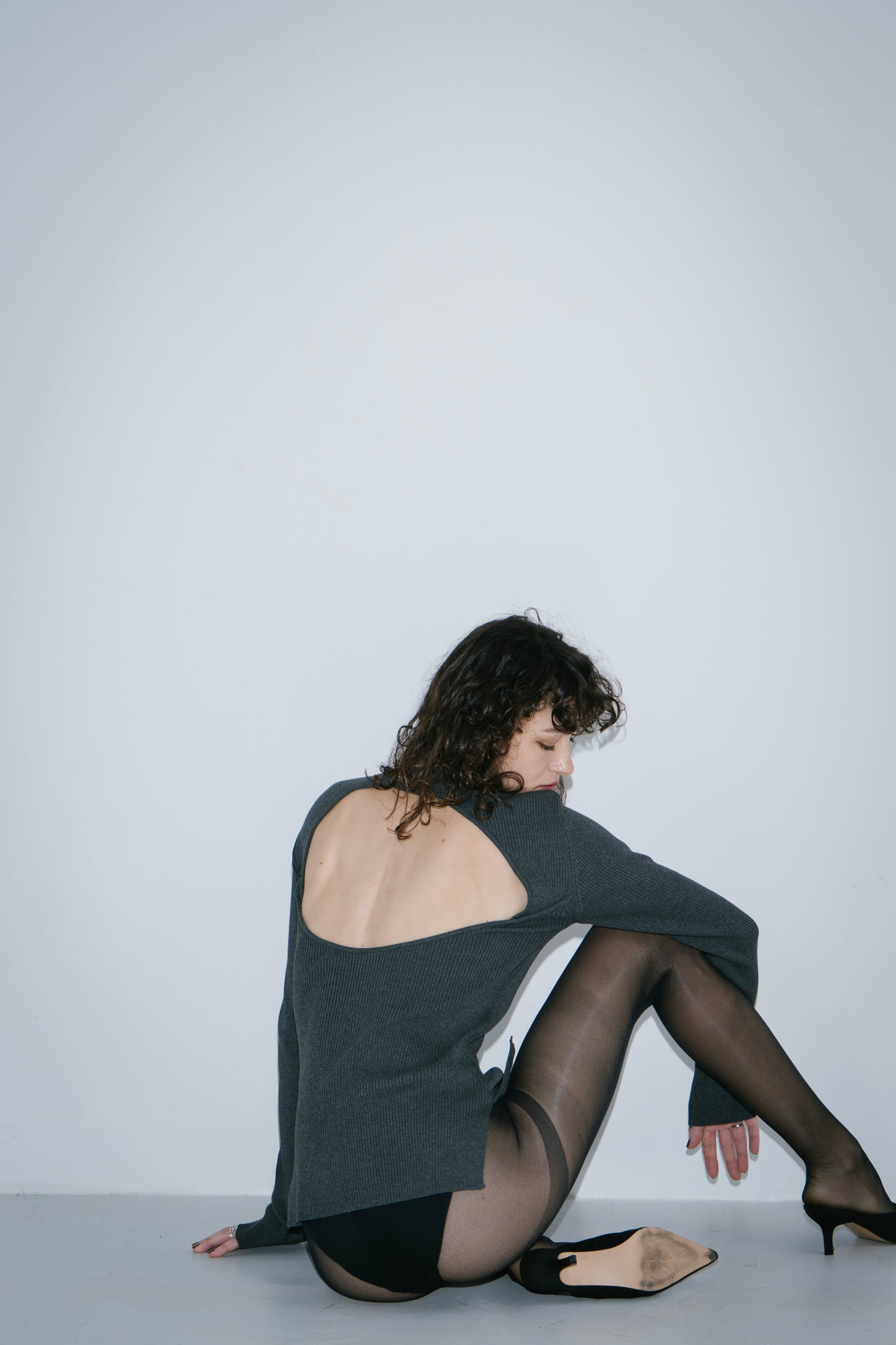 Back open rib knit