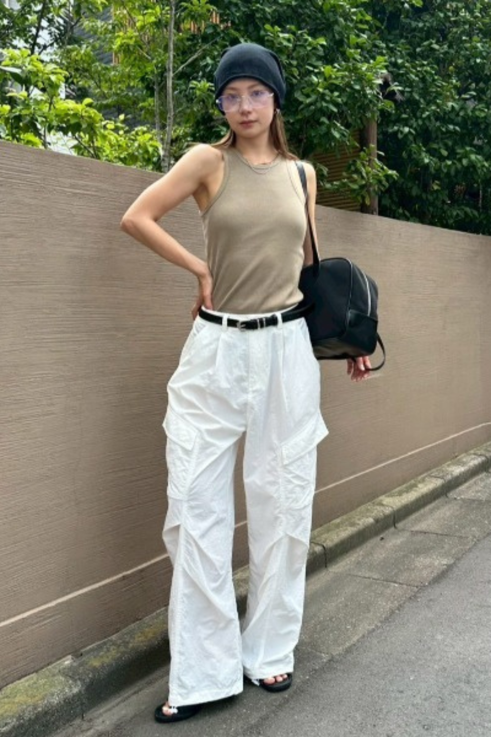 Thermal cup-in tank top