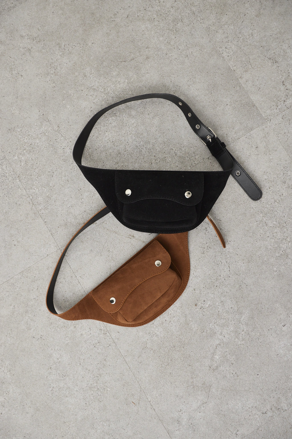 Suede pouch belt