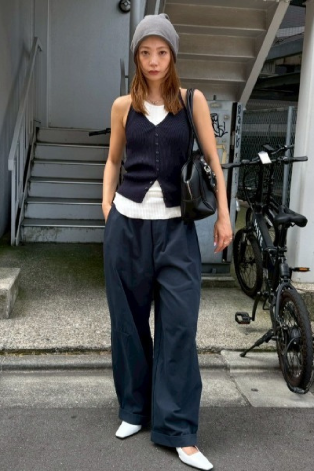 Halter neck knit vest