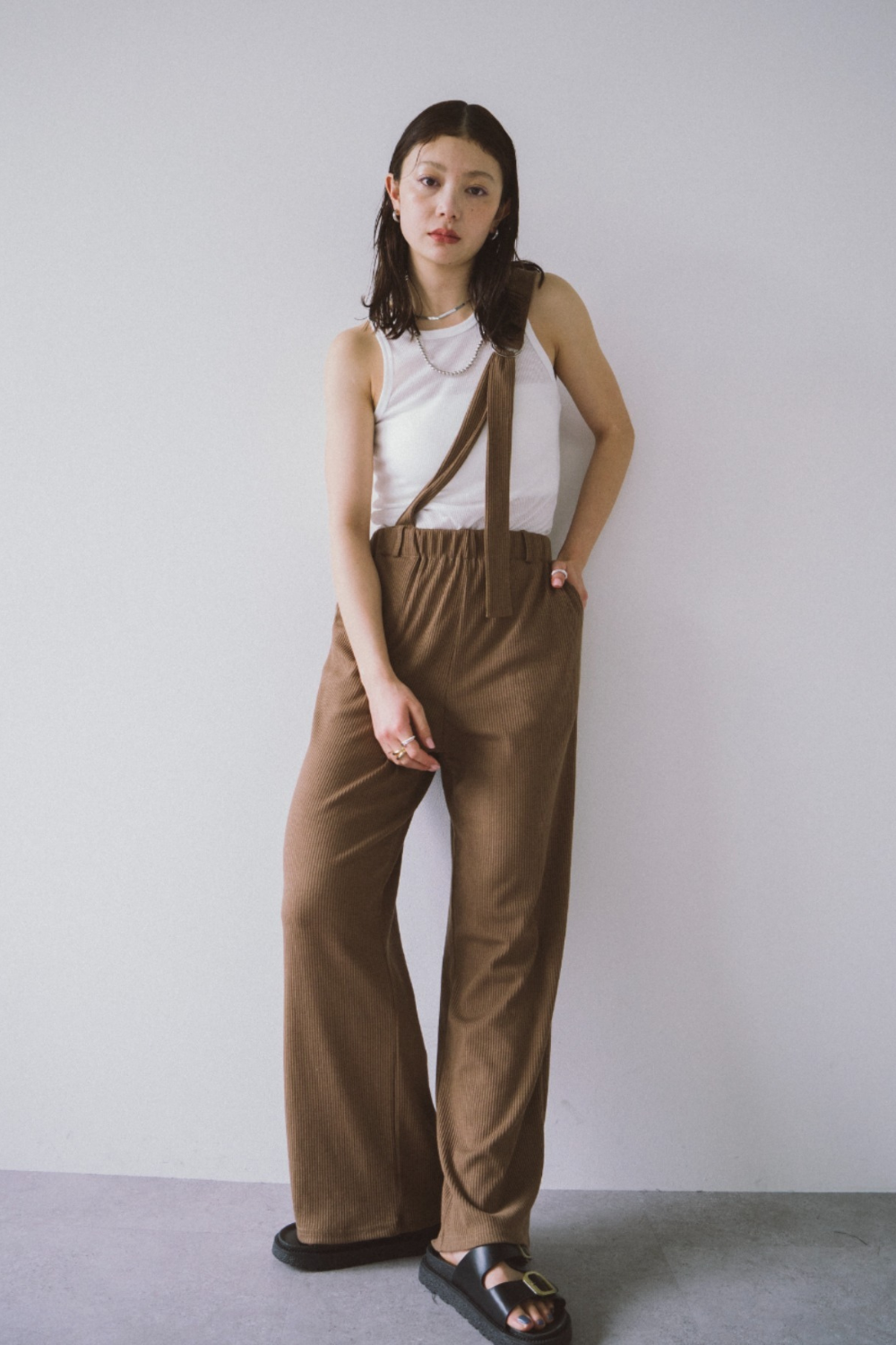 Shoulder belt rib pants