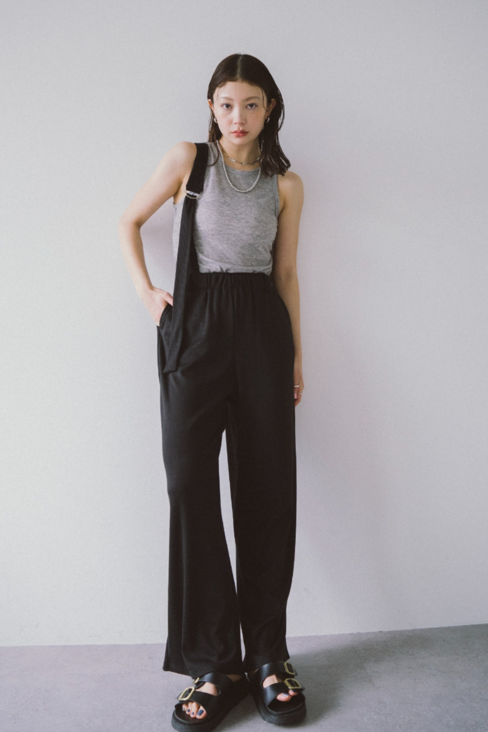 Shoulder belt rib pants
