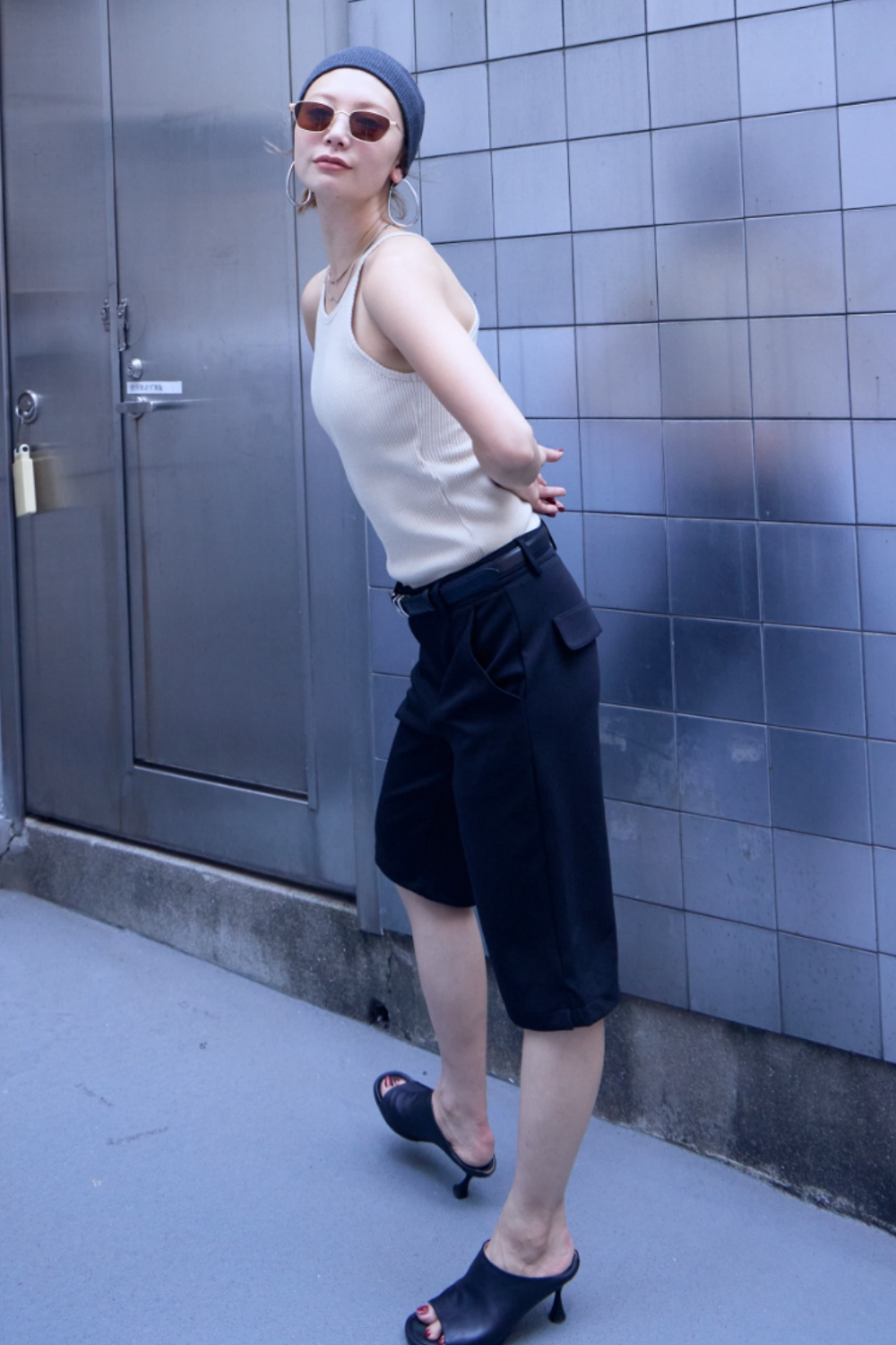 Slit hem capri pants