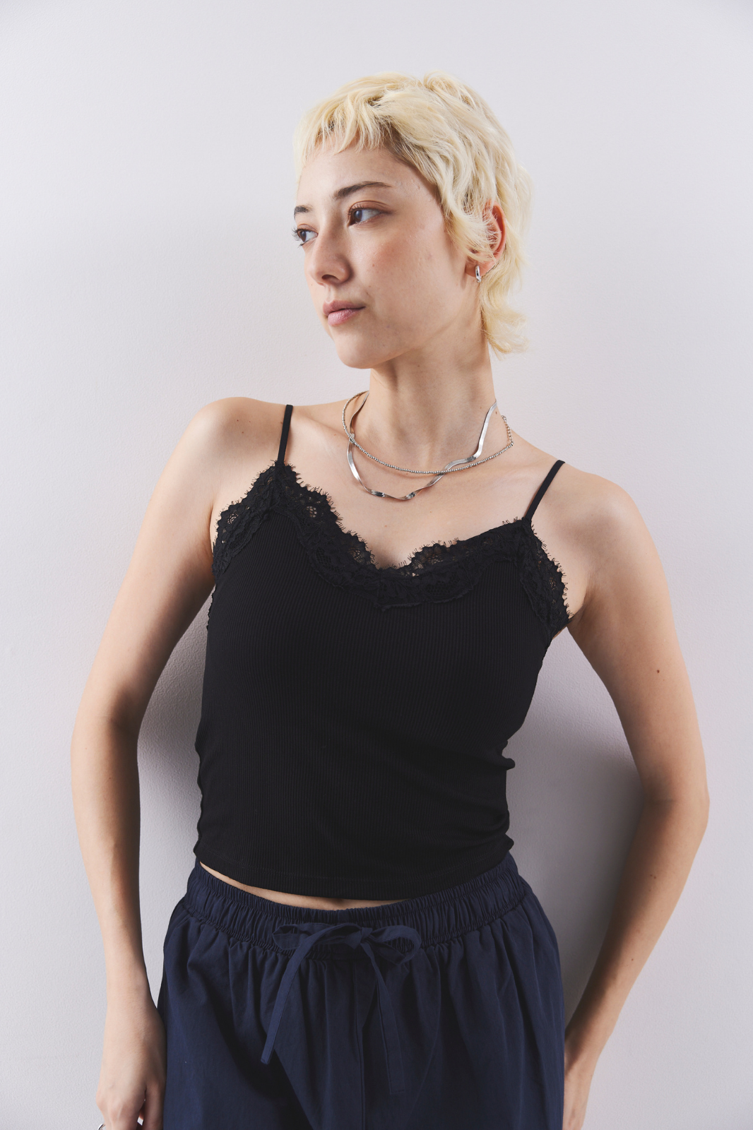 Cup in lace camisole