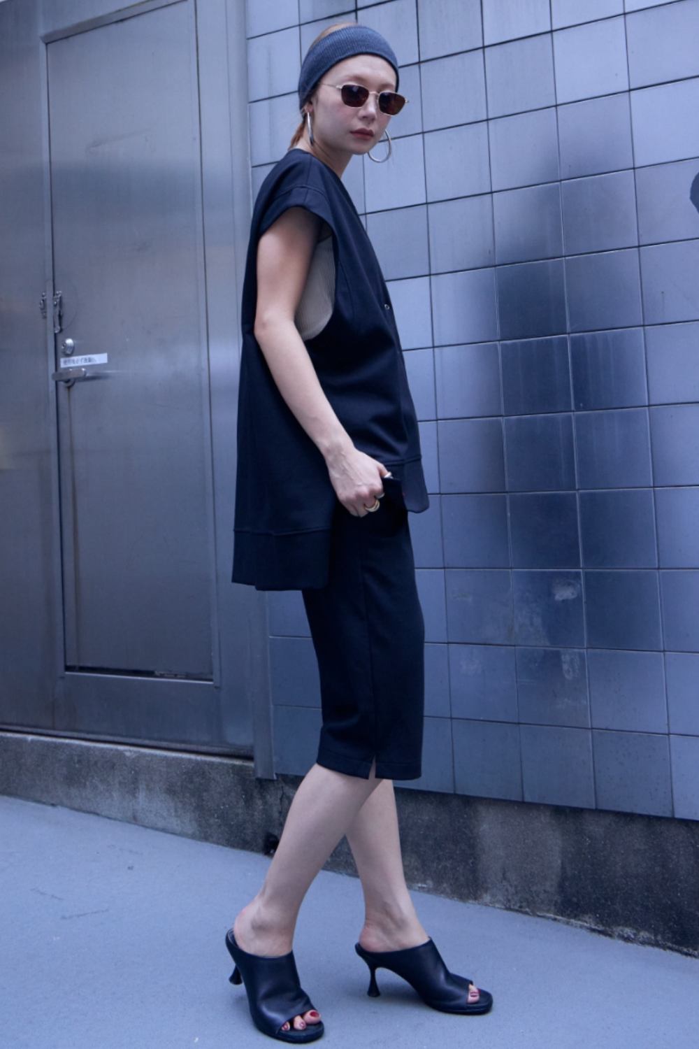 Slit hem capri pants