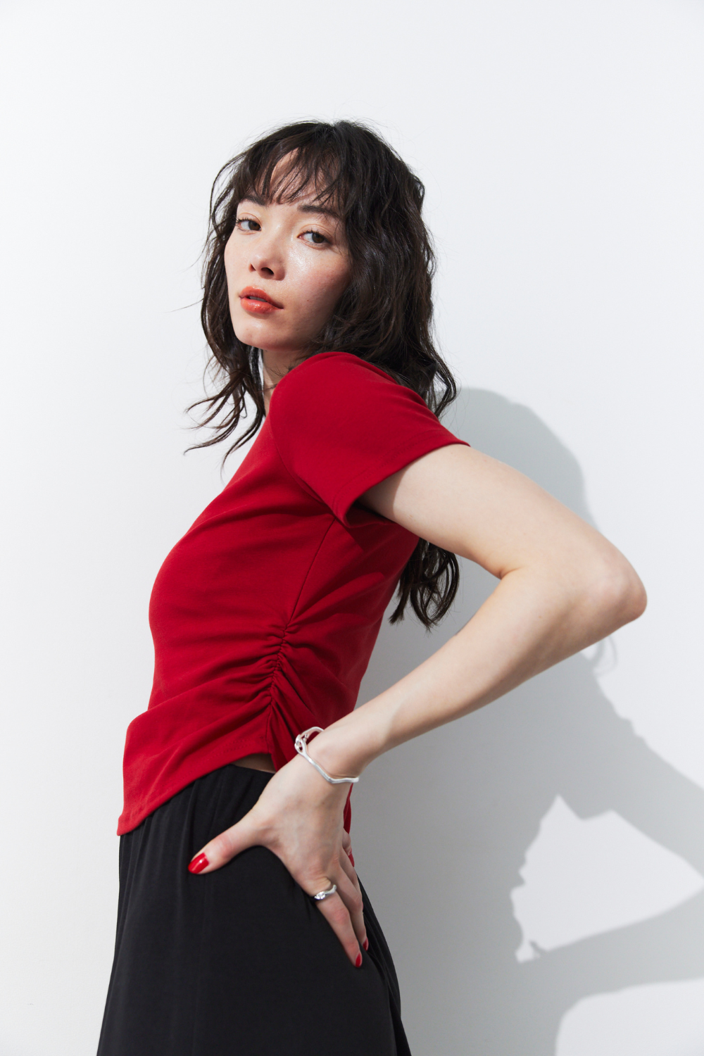Side gather compact TEE