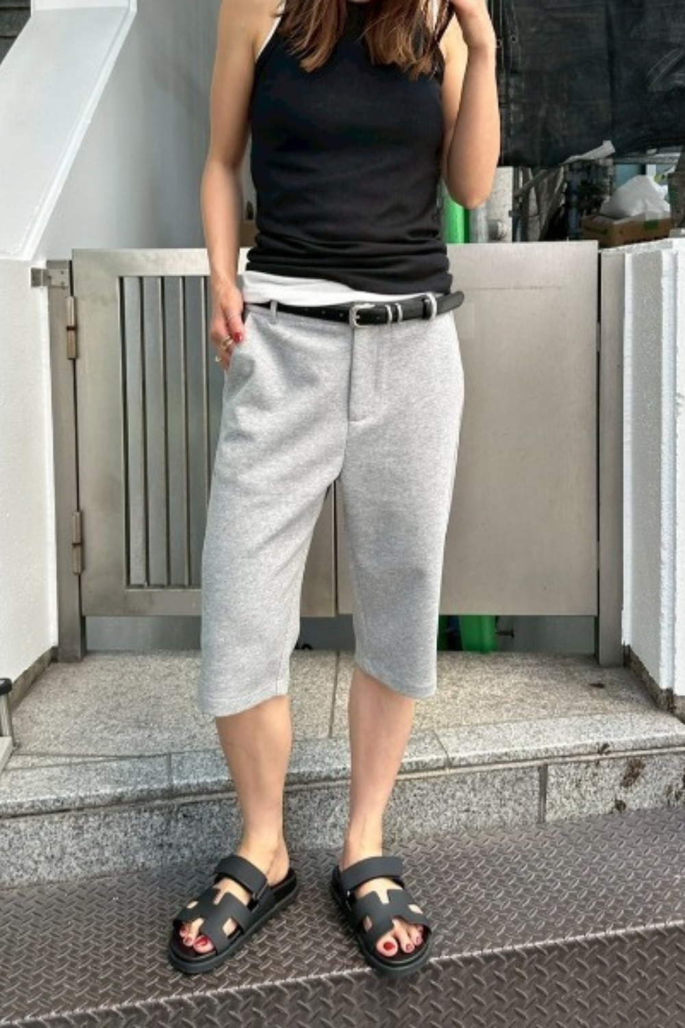 Slit hem capri pants