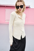 Power shoulder snap button knit