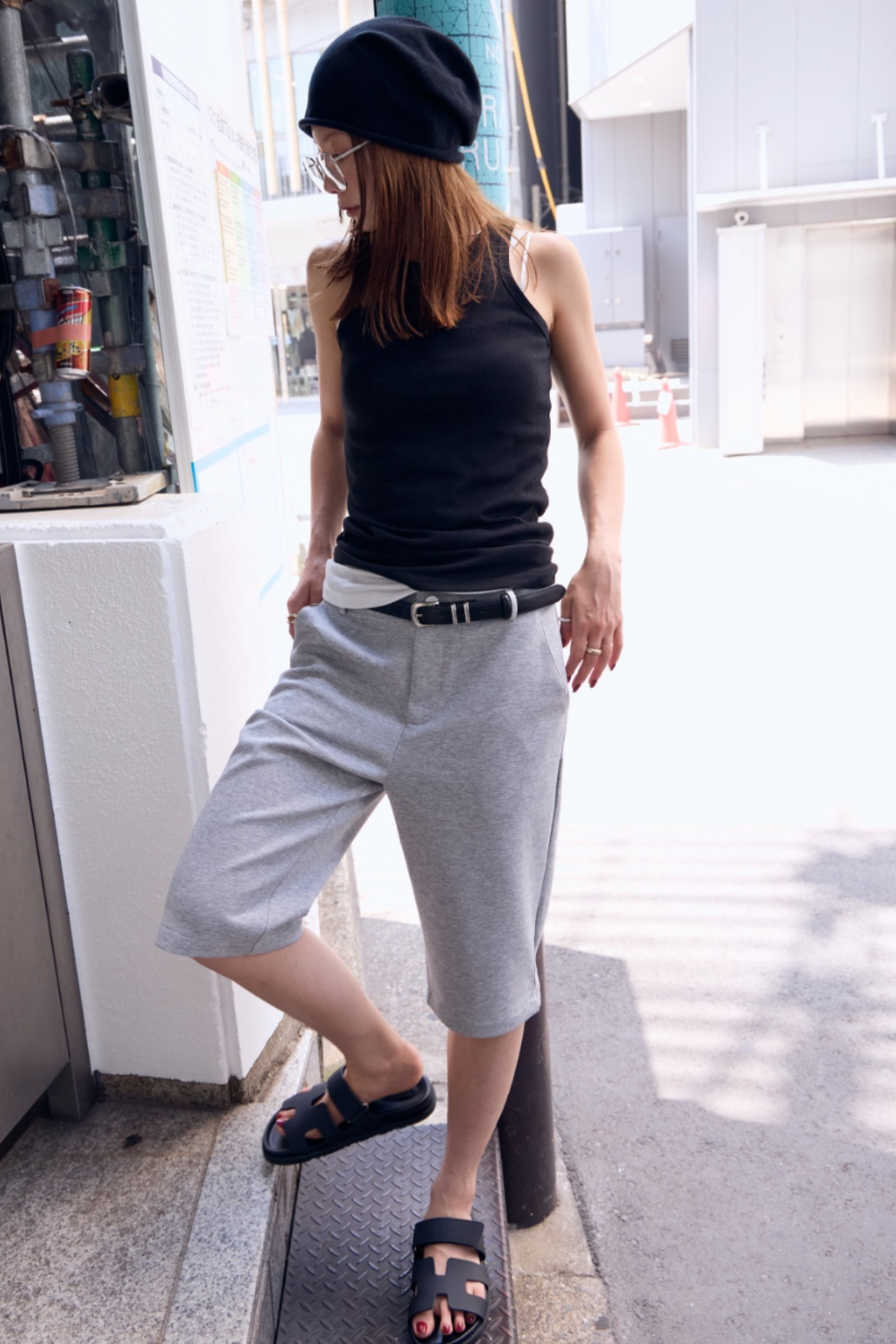 Slit hem capri pants