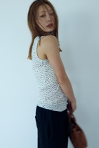 Flower henry neck tank top