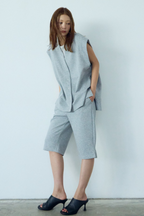 Slit hem capri pants