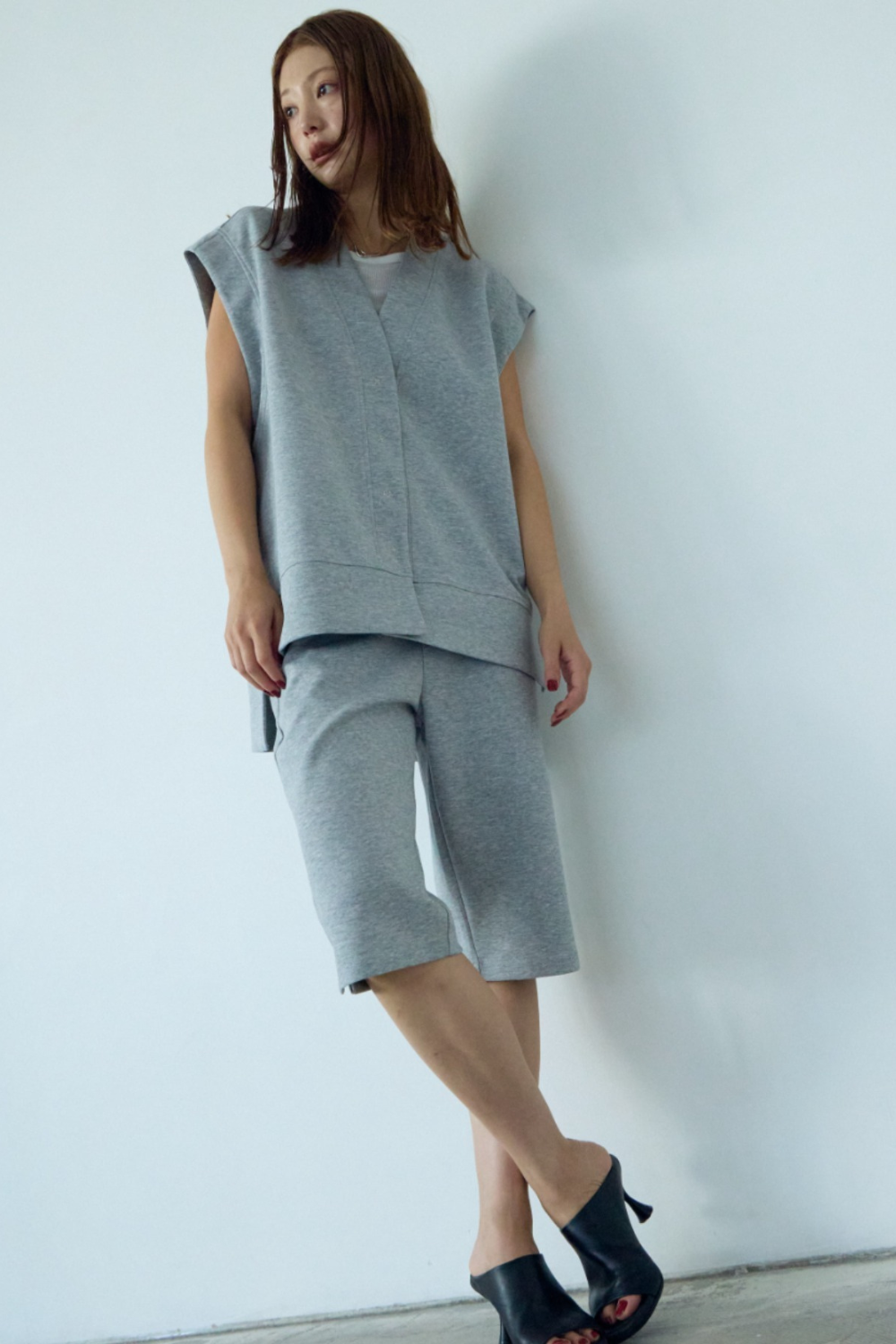 Slit hem capri pants