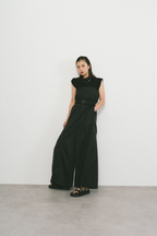 Bare wide overalls