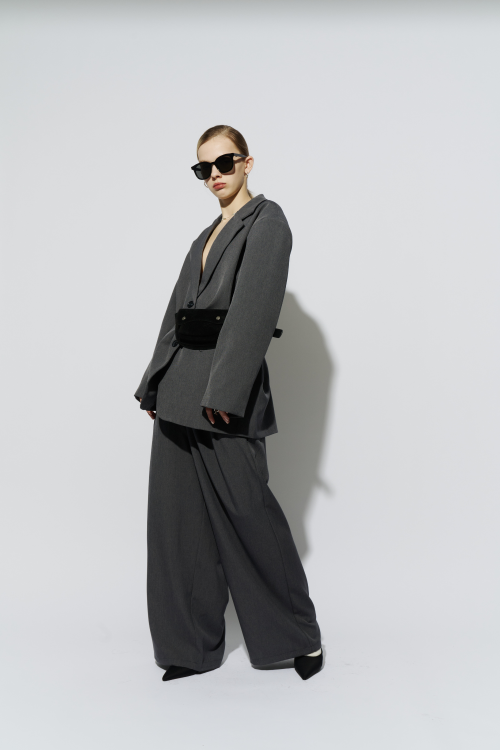 2-tuck wide pants