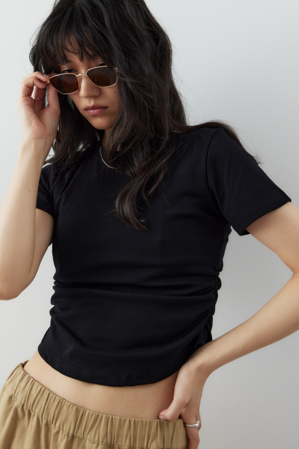 Side gather compact T-shirt