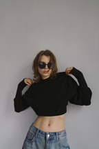 Crew neck compact knit pullover