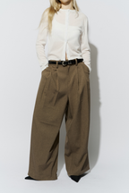 2-tuck wide pants