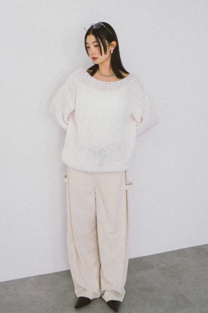 Low gauge loose knit pullover