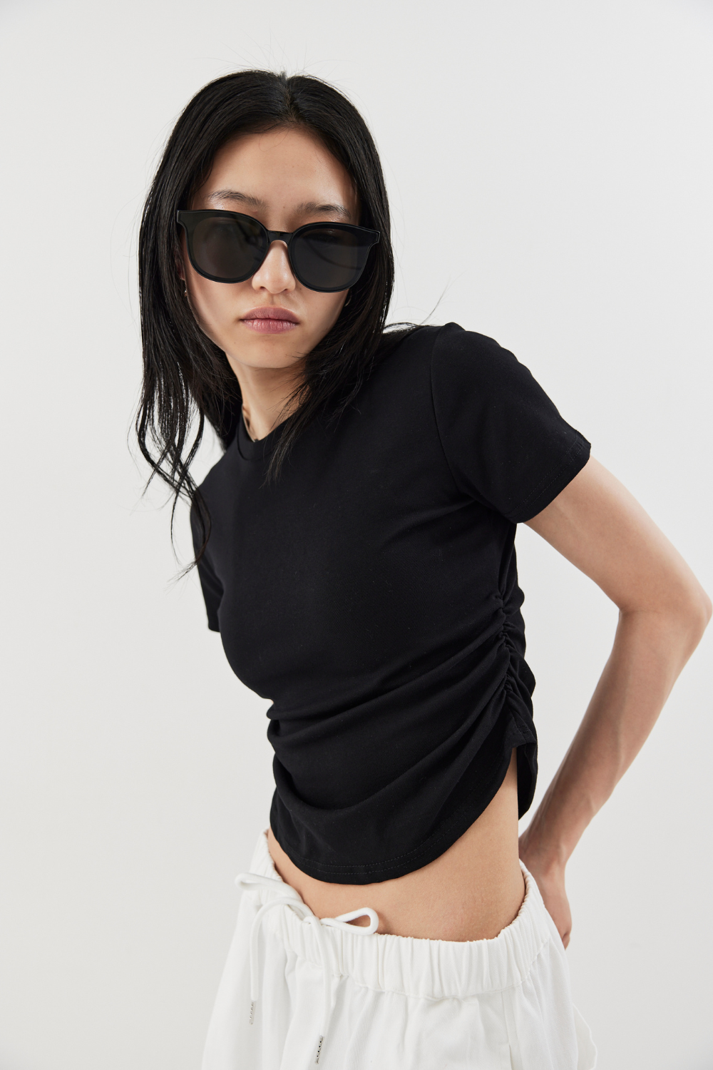 Side gather compact TEE
