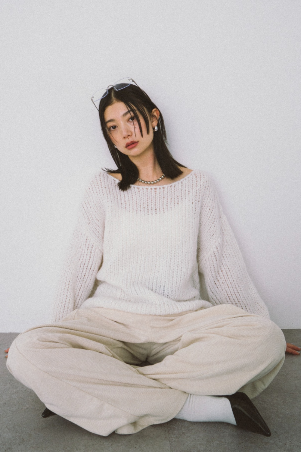 Low gauge loose knit pullover