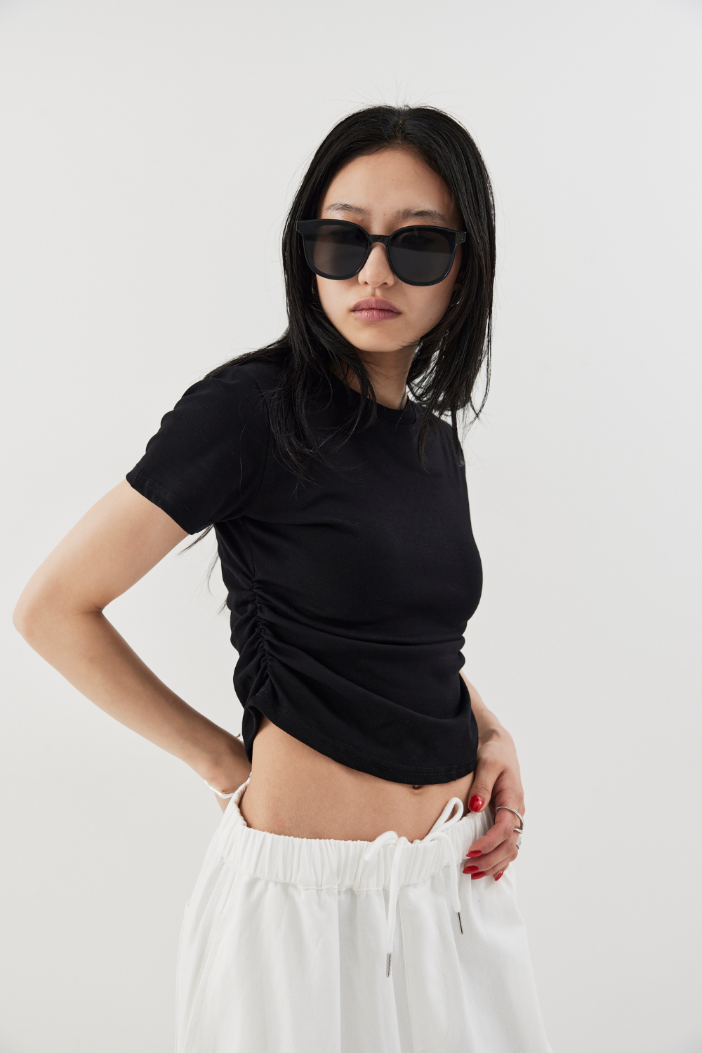 Side gather compact TEE