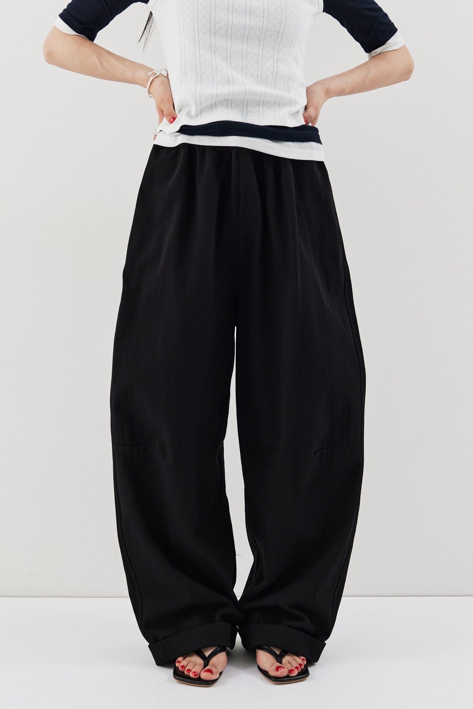 Cotton roll-up curved pants