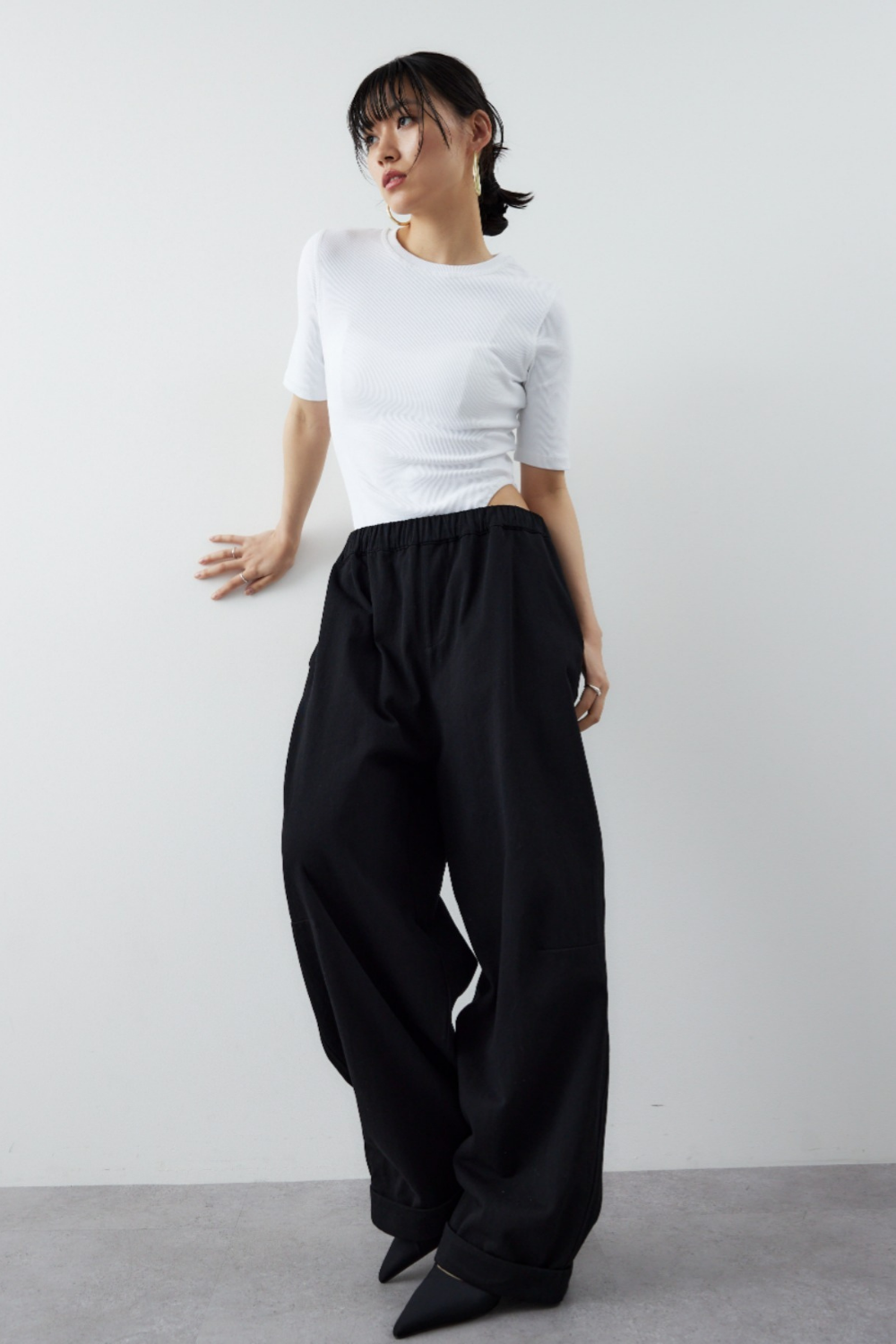 Cotton roll-up curved pants