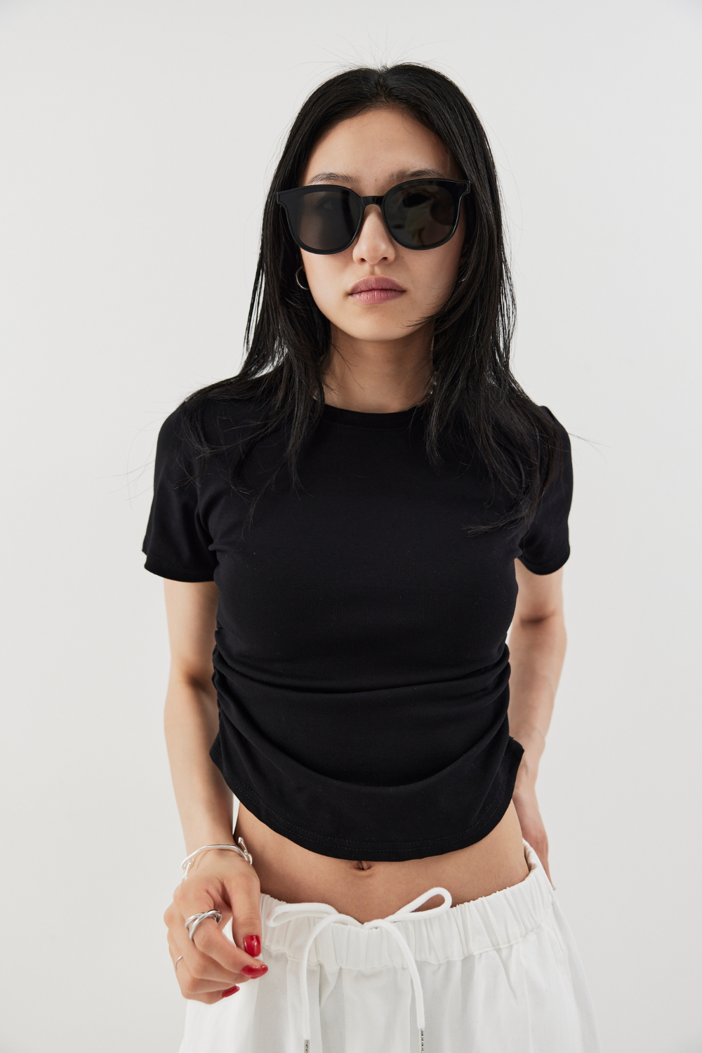 Side gather compact TEE