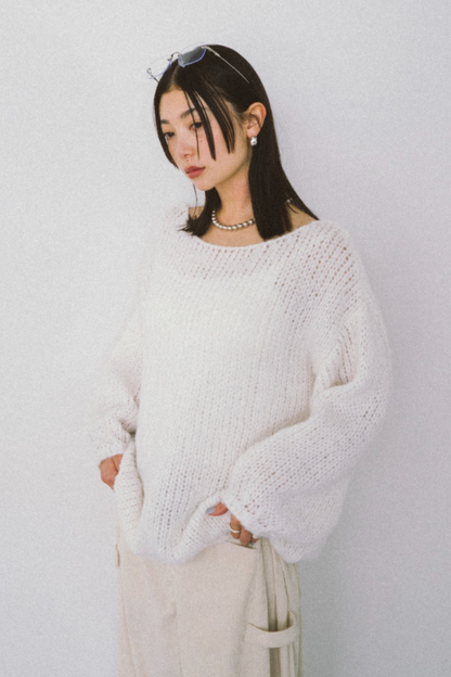 Low gauge loose knit pullover