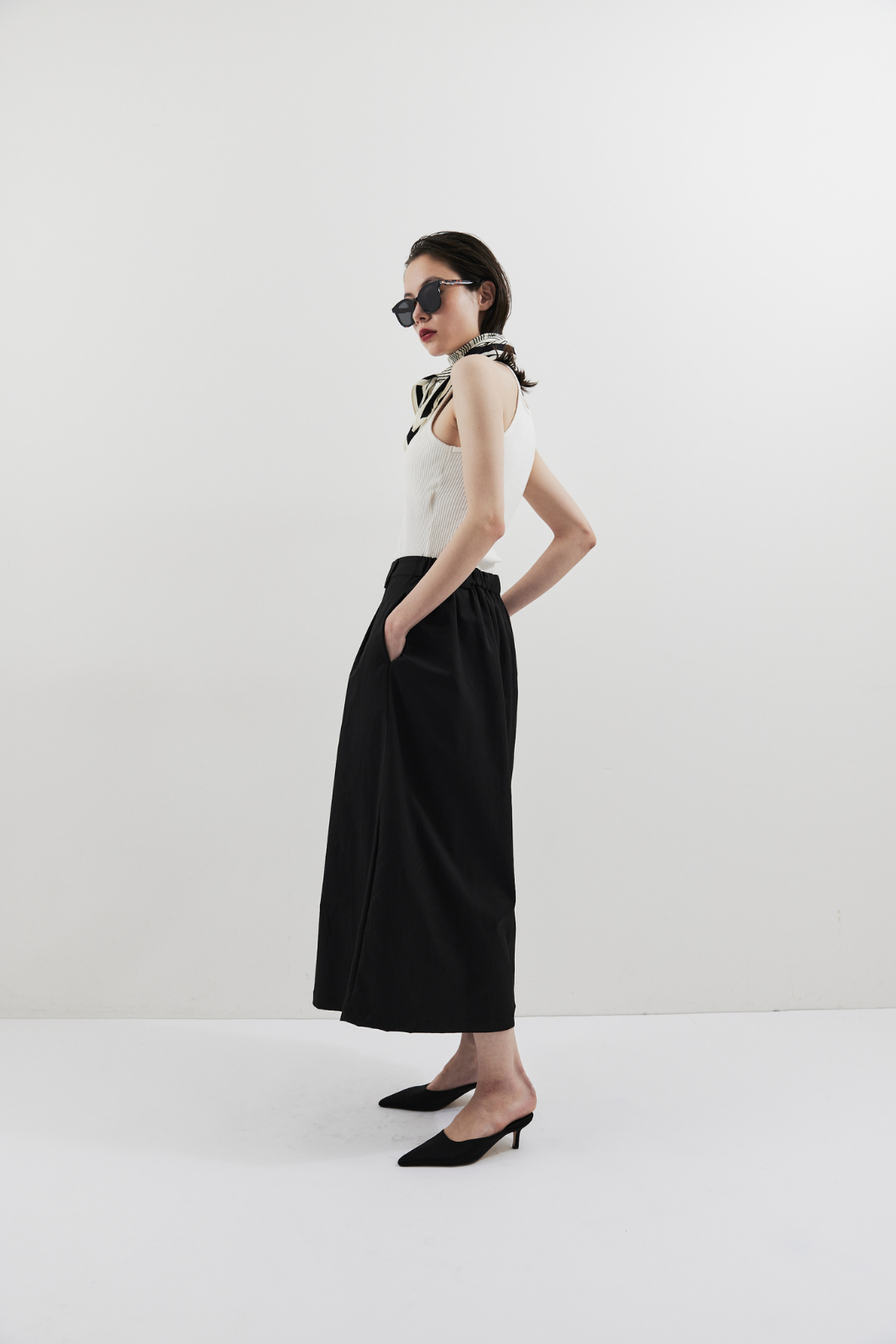 Tuck flare midi skirt