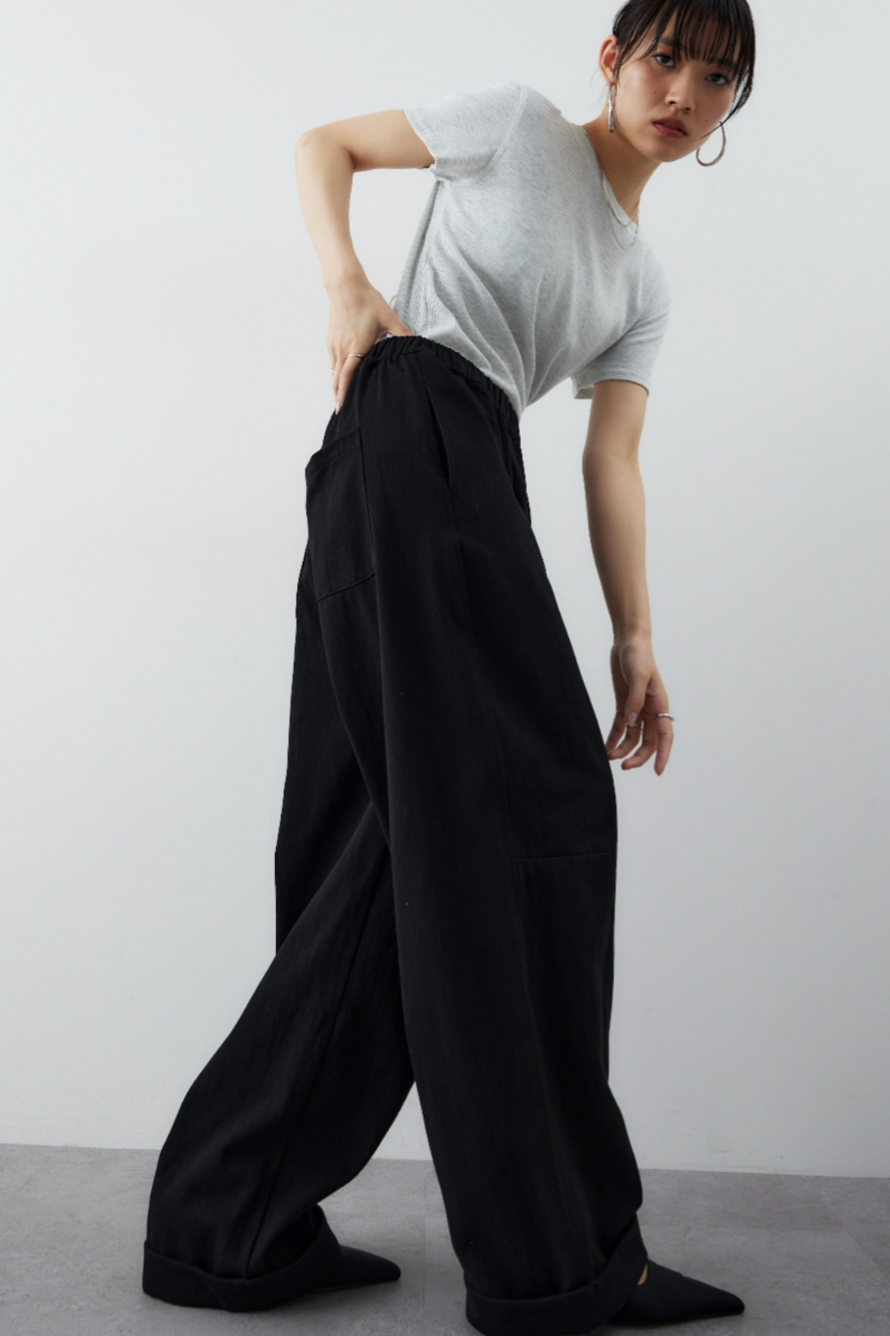 Cotton roll-up curved pants