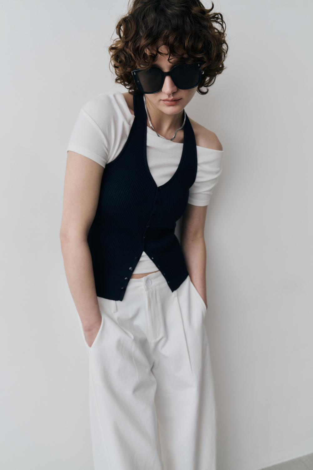 Halter neck knit vest