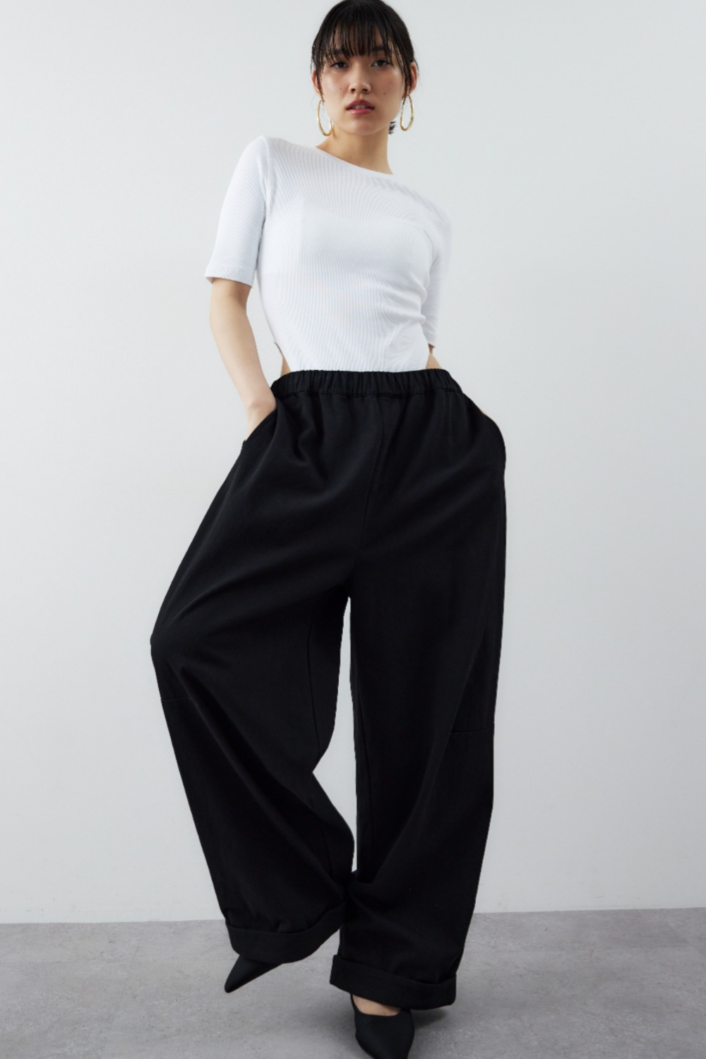 Cotton roll-up curved pants