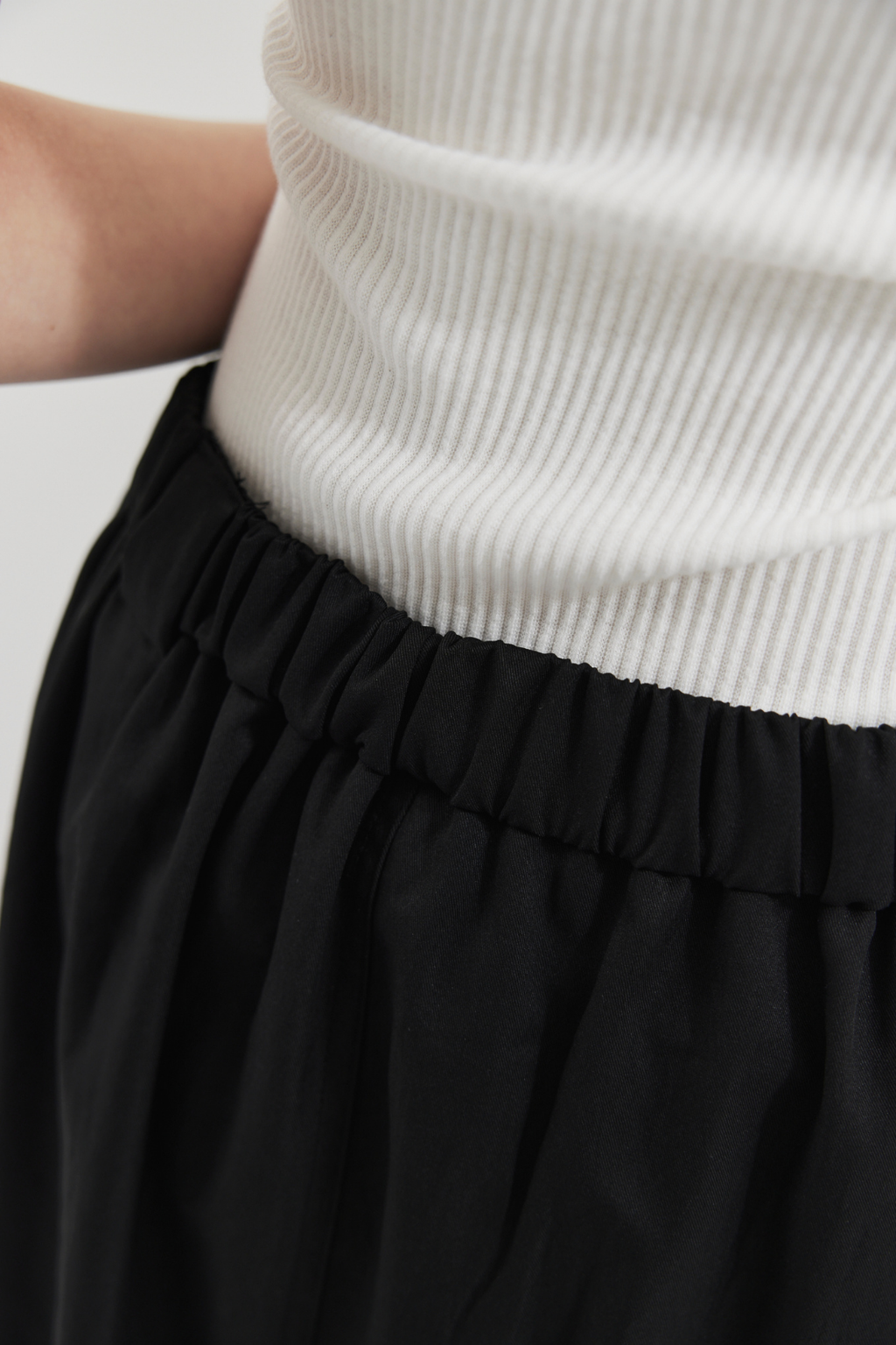Tuck flare midi skirt