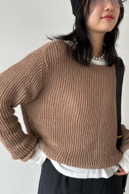 Loose knit pullover