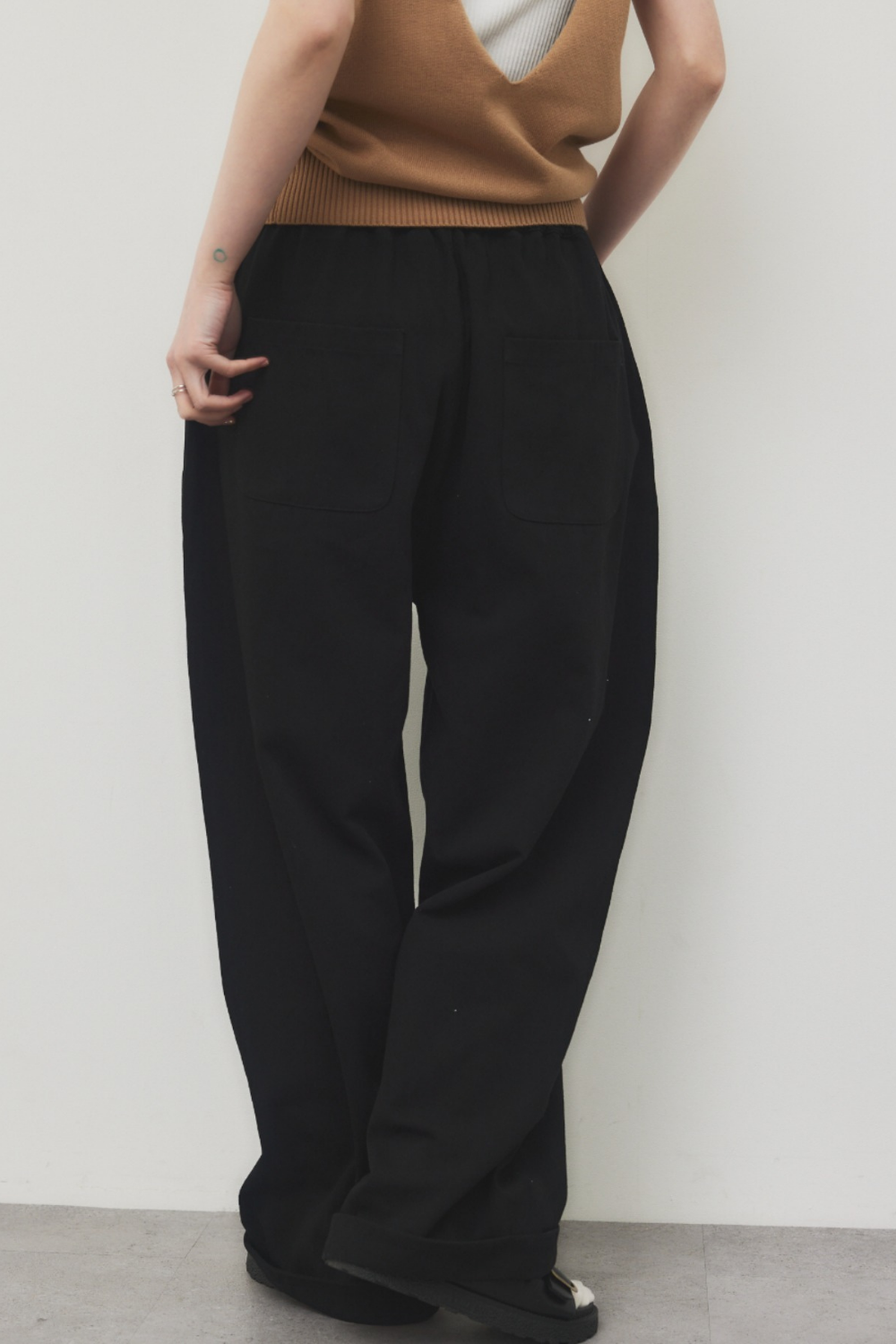 Cotton roll-up curved pants